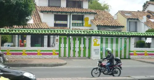 LIBRITO ENCANTADO JARDIN INFANTIL BOGOTÁ LIBRITO ENCANTADO JARDIN INFANTIL BOGOTÁ